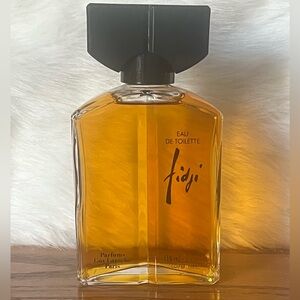 RARE Guy Laroche Fidji Eau de
Toilette - Amber Elegance